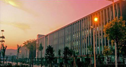 广东金融学院成人高考专升本佛山招生简章