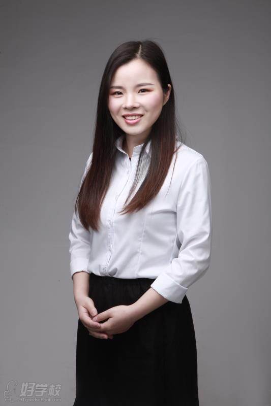卓越教育老师赵丽凤