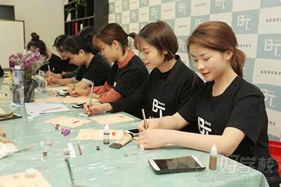 上海全能化妆师专业培训班课程