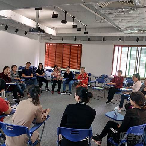 深圳心理咨询师资格认证培训班 教学现场 深圳心理咨询师资格认证培训班 教学现场