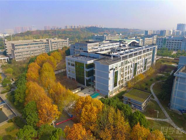 武汉工程大学 校园全貌教学楼群