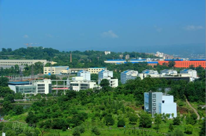 三峡大学成人高考高起专招生简章