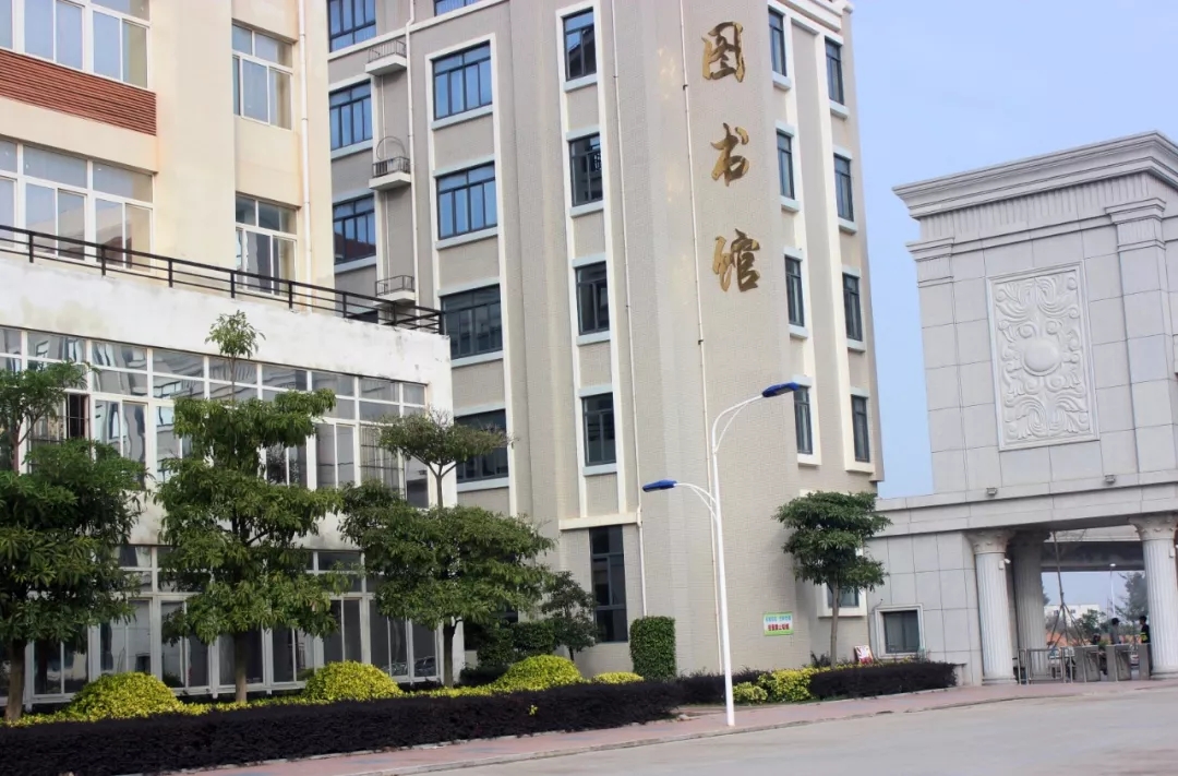 大专招生-厦门安防科技职业学院【学费,地址,点评,电话查询-好学校