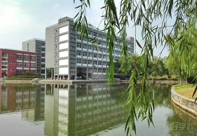 安徽新华学院成考高升专招生简章-合肥源学教育
