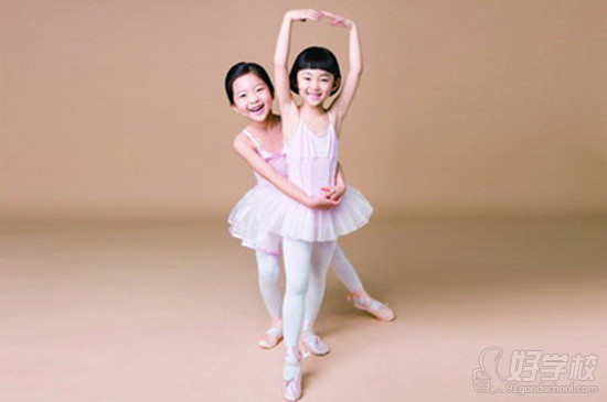 小孩学芭蕾要注意哪些问题?