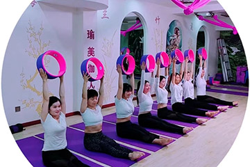 广州流瑜伽专业培训班