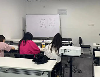 上海艺术考研基础阶段培训班