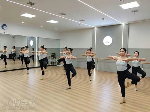 中国舞训练风采