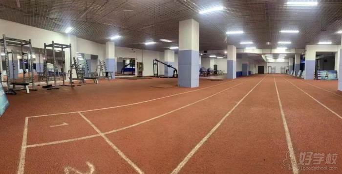 室内训练场