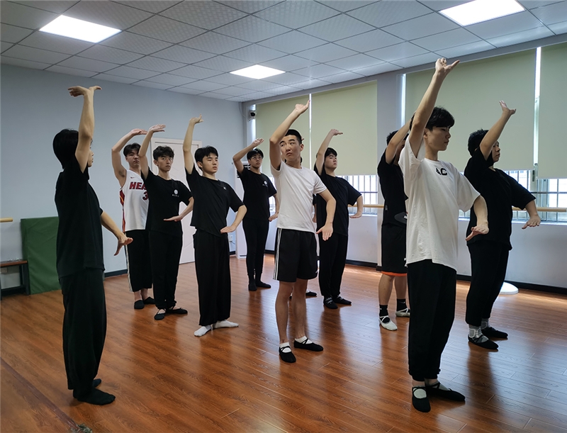 上海表演艺考培训班