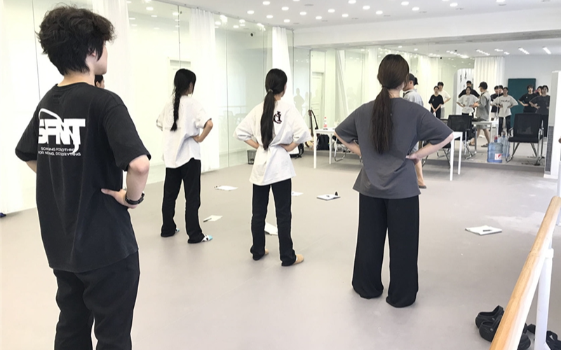 杭州云之燚艺考培训学校