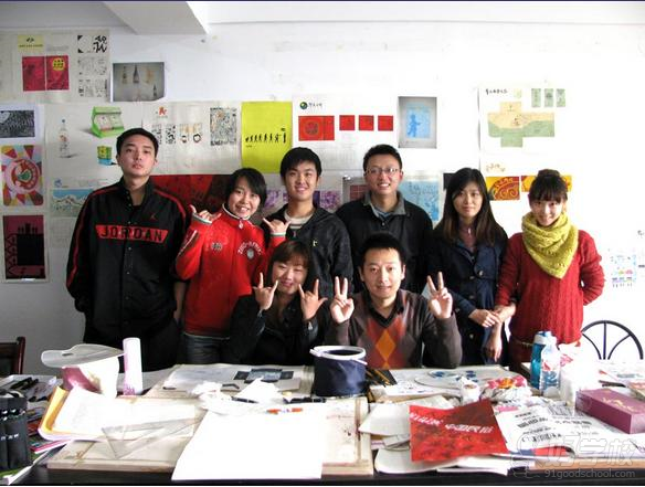 武汉汉武手绘设计中心平面动画班教室环境