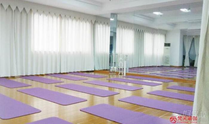 湖南梵天国际瑜伽教练培训校区环境