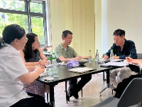 人社局領導蒞臨費思教育集團參觀指導，共探“人工智能+教育”發(fā)展新路徑