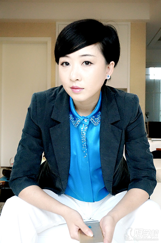九城教育CEO靳琪