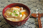 DIY花样寿司烹制正宗味增汤，感受日式美食乐趣！