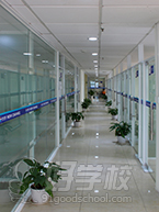 杭州新航道教育课室走廊
