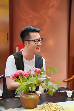 晓磊