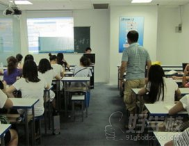 南京邦元教育电脑房上课环境