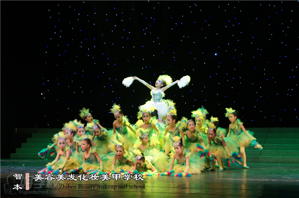 2015中国少儿电视舞蹈超级联赛比赛现场花絮