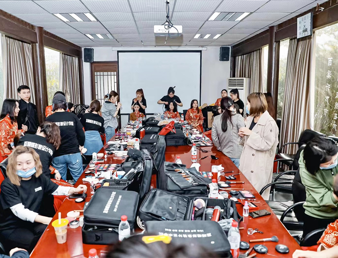 杭州专业化妆精英培训班