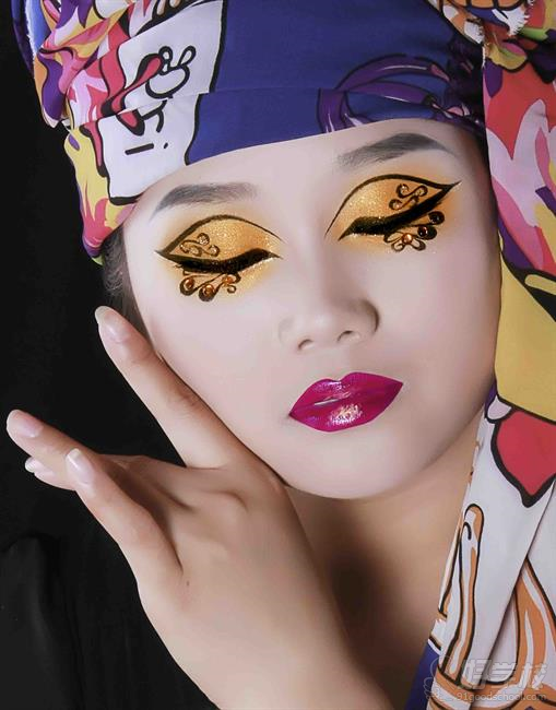 杭州艺弥化妆摄影培训学校高彩化妆全能班学员制作高彩化妆造型成果