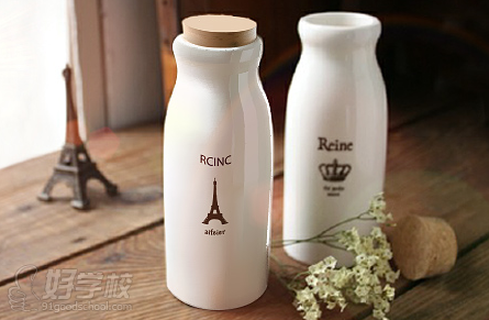 广州有图设计学院--写实牛奶瓶