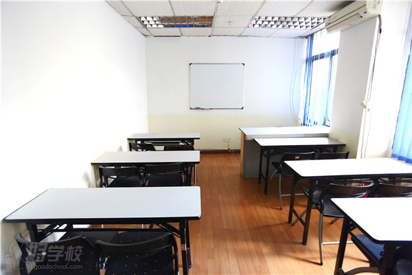 深圳市新世界教育培训中心--学校课室
