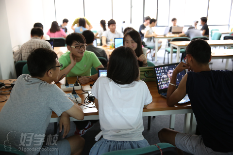 北京创优翼教育科技有限公司--学校风采