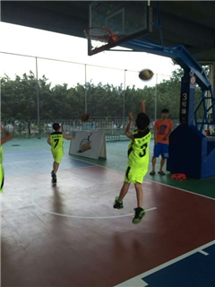 广州少儿篮球训练基础班