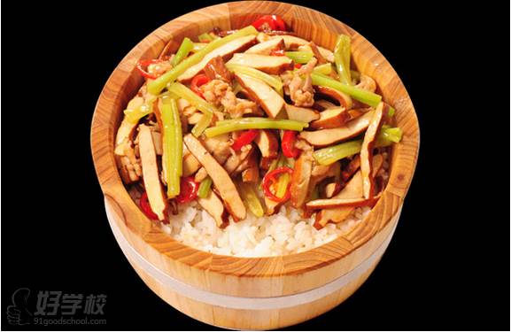 北京美味居餐饮培训学校  木桶饭课程