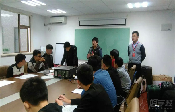 美车堂给上海博世汽车职业技术培训学校学员开会