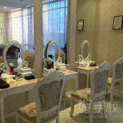 上海尔馨国际纹绣彩妆培训教学环境