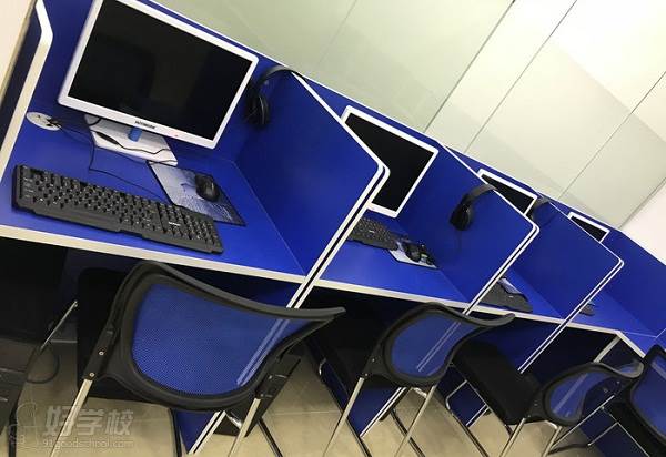 电脑课室环境