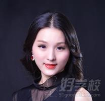 珠海美蓮娜優(yōu)秀教師敬臘萍