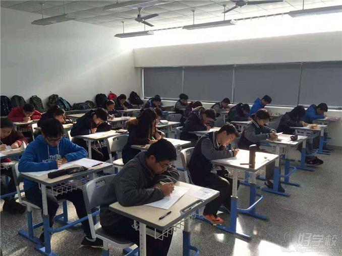 上海语朵教育教学现场