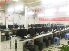 深圳新森源职业技能培训中心电脑课室