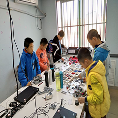 北京机器人高级课程创客养成学习班