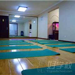 北京本来瑜伽教学环境
