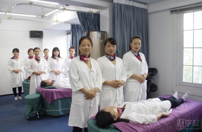 上海荷吉国际母婴培训中心 上课实况