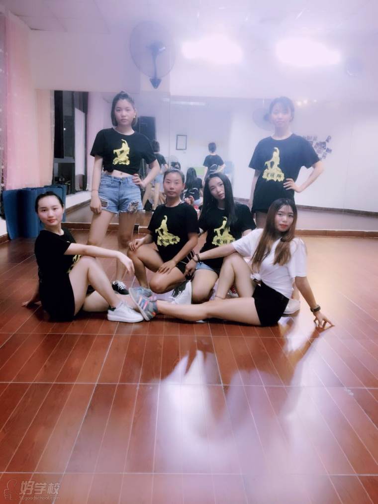 深圳爱丽斯流行舞培训中心 学员风采
