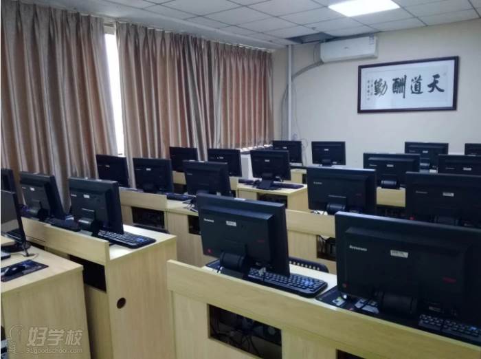 广州汇学教育学校 教室环境
