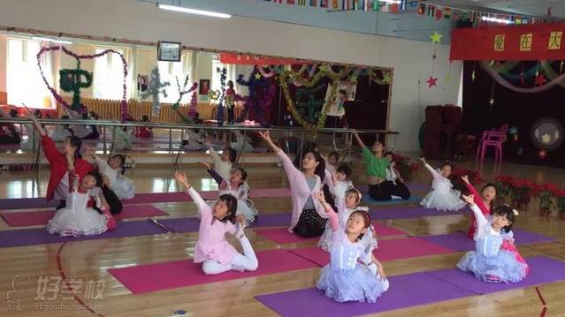 国际少儿瑜伽协会小朋友练习