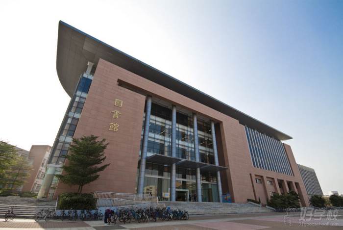 广东外语外贸大学  图书馆