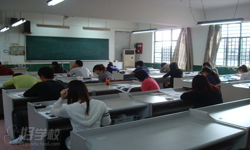 日语考试考场