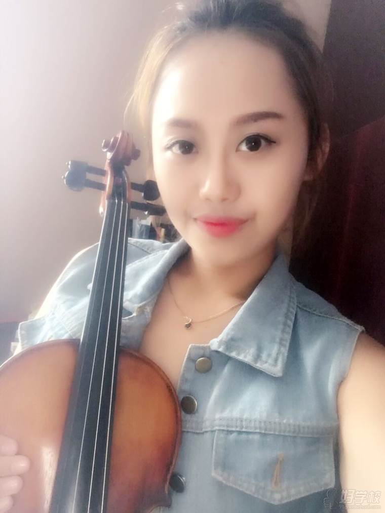 小提琴老师
