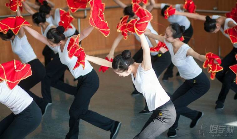 佛山中国舞培训教课情境
