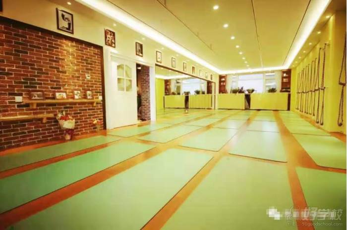 贵阳瑜伽协会教练培训中心 教学课室 贵阳瑜伽协会教练培训中心 教学课室