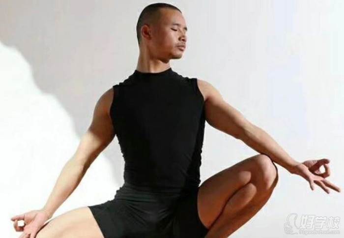 刘开荒中位瑜伽创始人