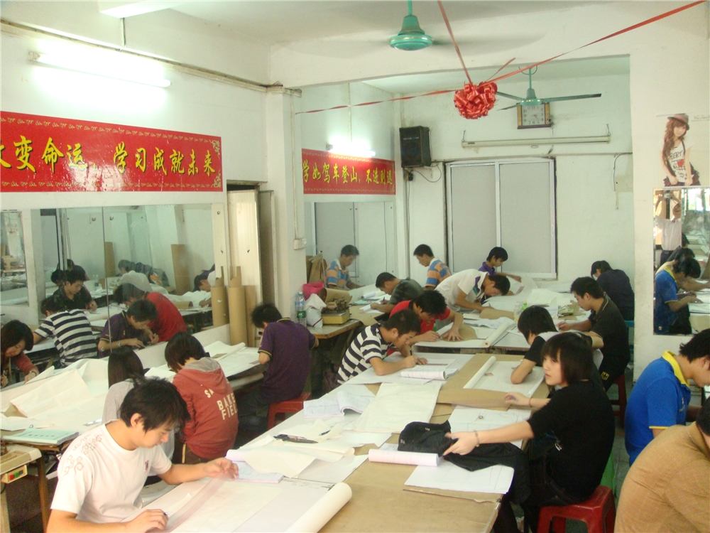 广州红梅服装学校环境
